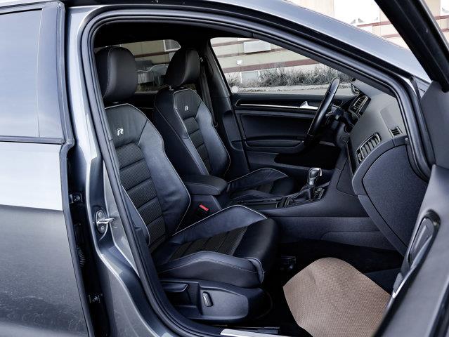 volkswagen Golf R 2019 - 26