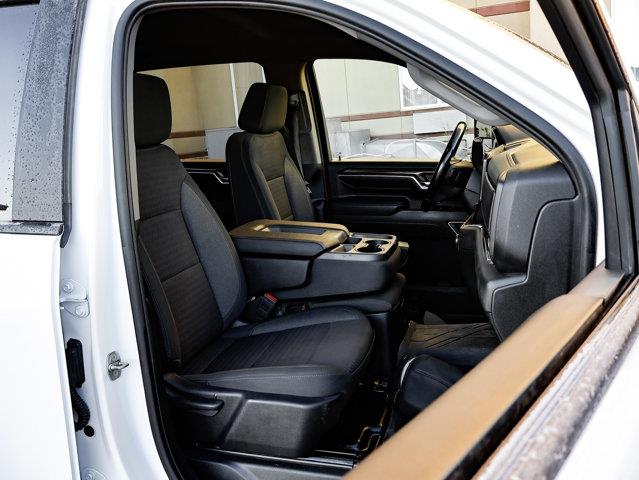 chevrolet Silverado 2500HD 2024 - 26