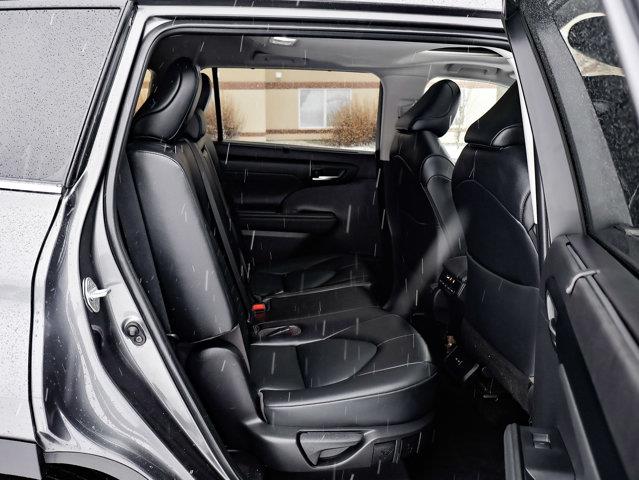 toyota Highlander 2022 - 28