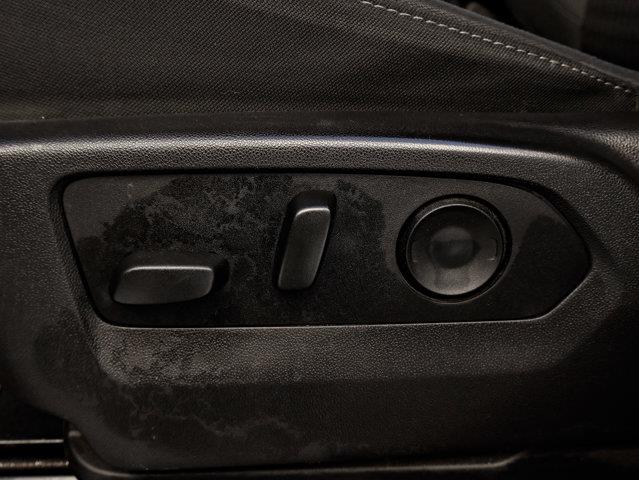 chevrolet Silverado 1500 2025 - 19