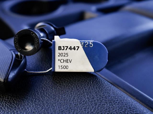 chevrolet Silverado 1500 2025 - 31