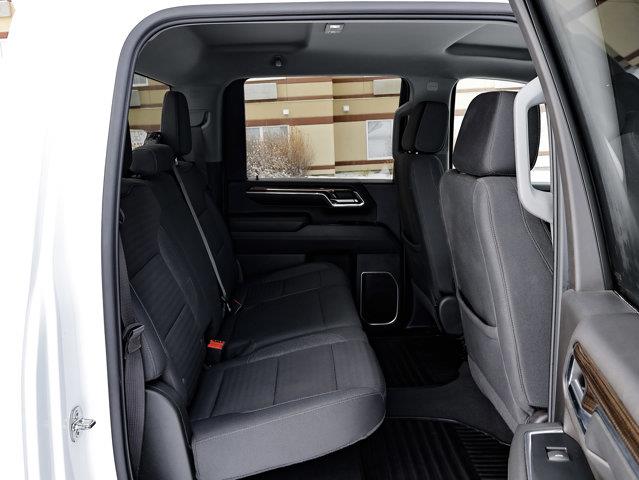 chevrolet Silverado 3500HD 2024 - 26