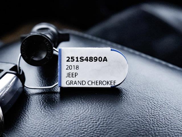 jeep Grand Cherokee 2018 - 32