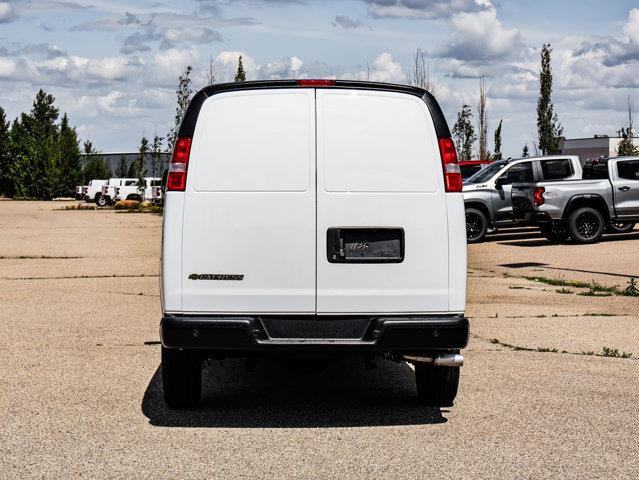 chevrolet Express Cargo Van 2025 - 12