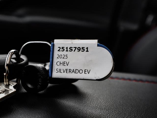 chevrolet Silverado EV 2025 - 33
