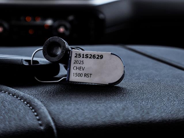chevrolet Silverado 1500 2025 - 33