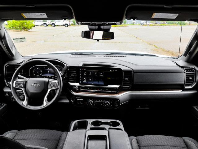 chevrolet Silverado 1500 2025 - 28