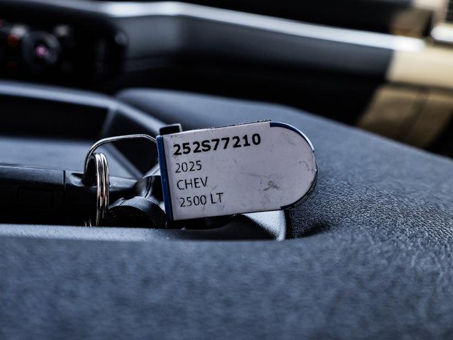 chevrolet Silverado 2500HD 2025 - 31