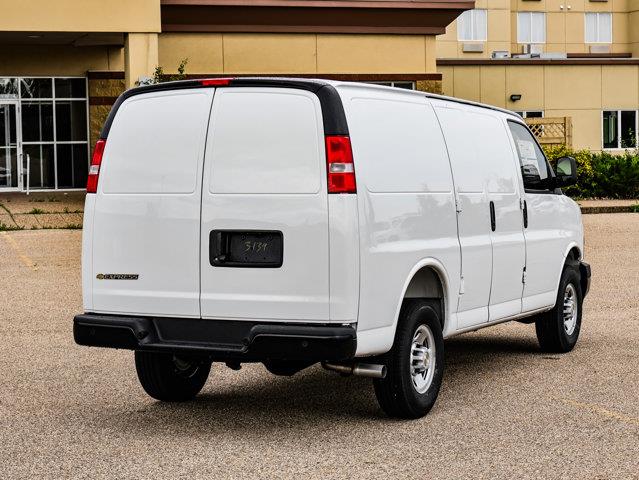 chevrolet Express Cargo Van 2025 - 13
