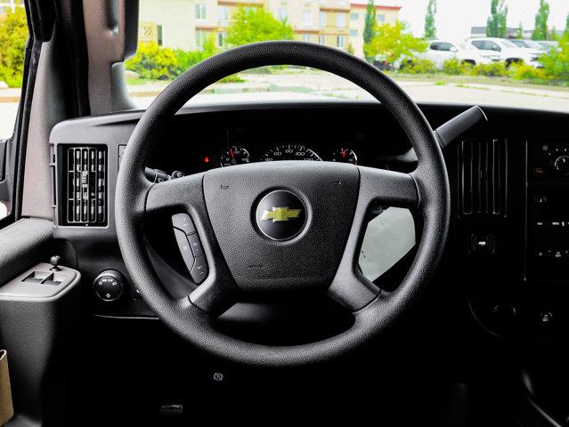 chevrolet Express Cargo Van 2025 - 22