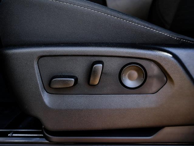 chevrolet Silverado 1500 2025 - 19