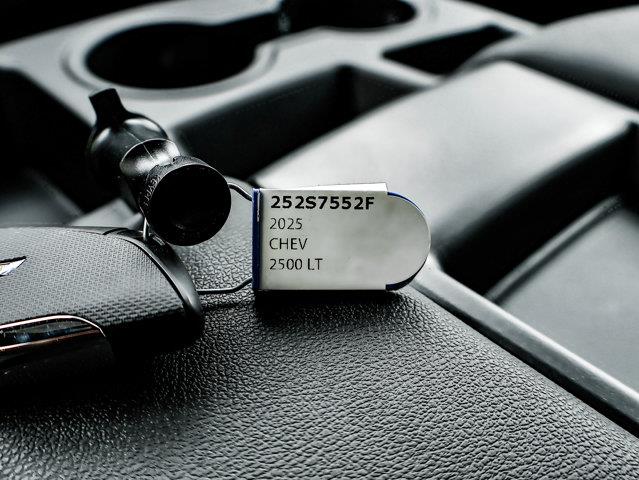 chevrolet Silverado 2500HD 2025 - 32