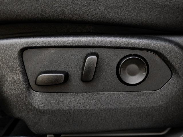 chevrolet Silverado 1500 2025 - 24