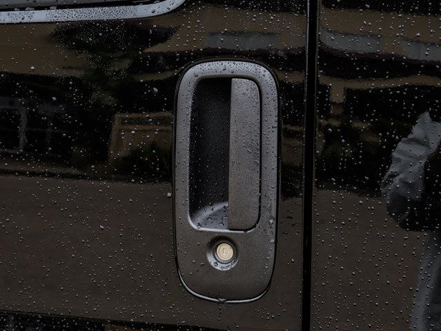 chevrolet Express Cargo Van 2025 - 8