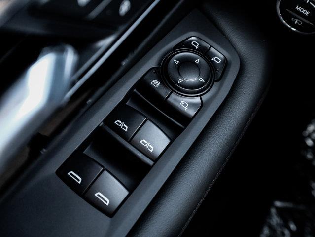 chevrolet Suburban 2025 - 19