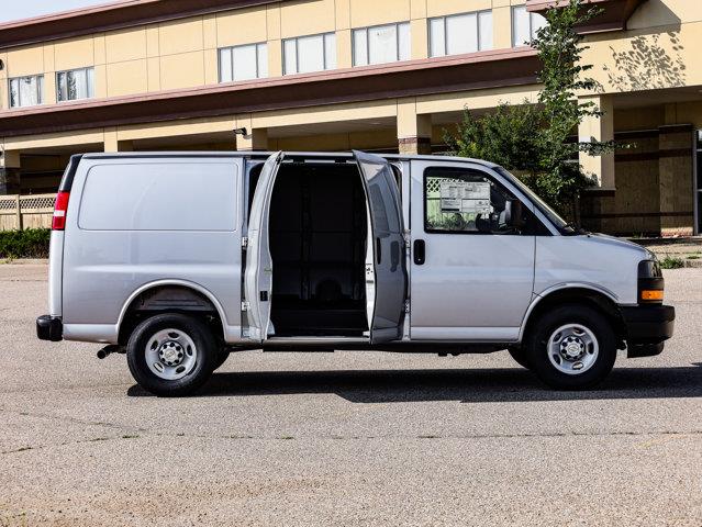 chevrolet Fourgonnette Express utilitaire 2025 - 16
