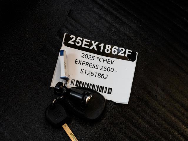 chevrolet Fourgonnette Express utilitaire 2025 - 33