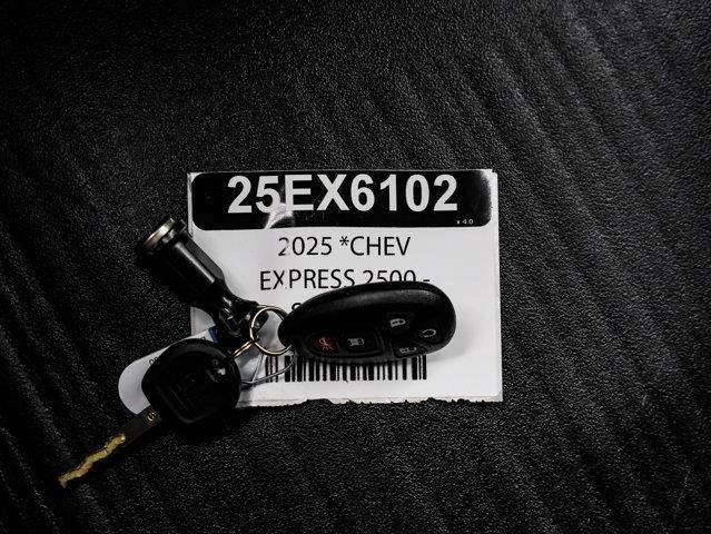 chevrolet Fourgonnette Express utilitaire 2025 - 34