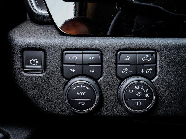 chevrolet Silverado 1500 2025 - 21