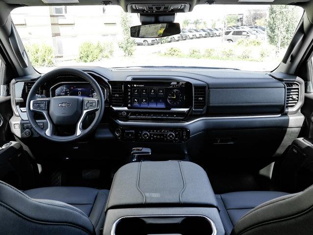 chevrolet Silverado 1500 2025 - 32