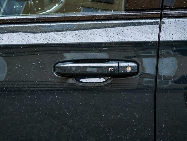 chevrolet Suburban 2025 - 8