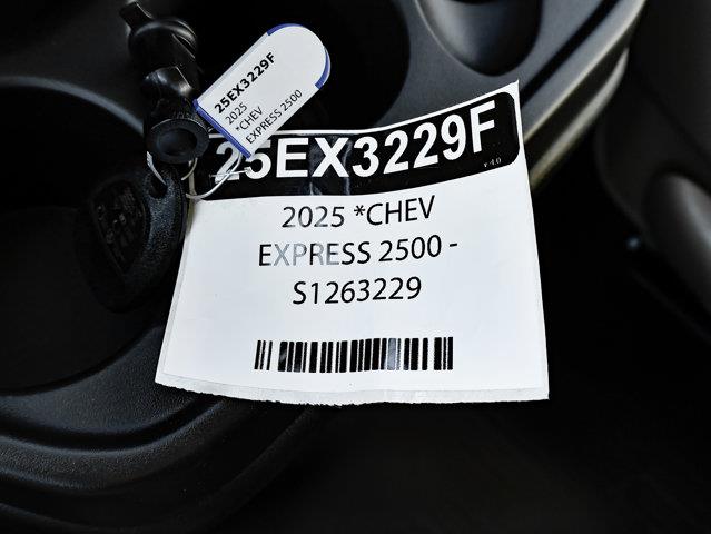 chevrolet Fourgonnette Express utilitaire 2025 - 28