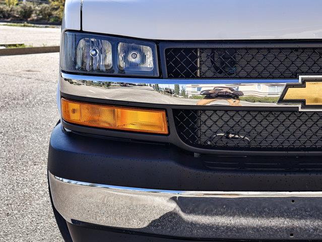 chevrolet Express Passenger 2025 - 5