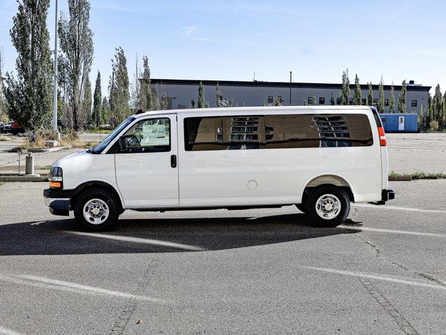 chevrolet Express Passenger 2025 - 10
