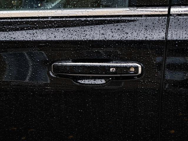 chevrolet Suburban 2026 - 8