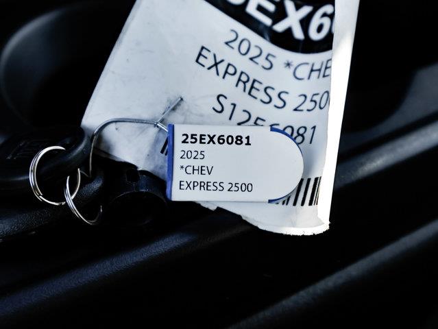 chevrolet Fourgonnette Express utilitaire 2025 - 28
