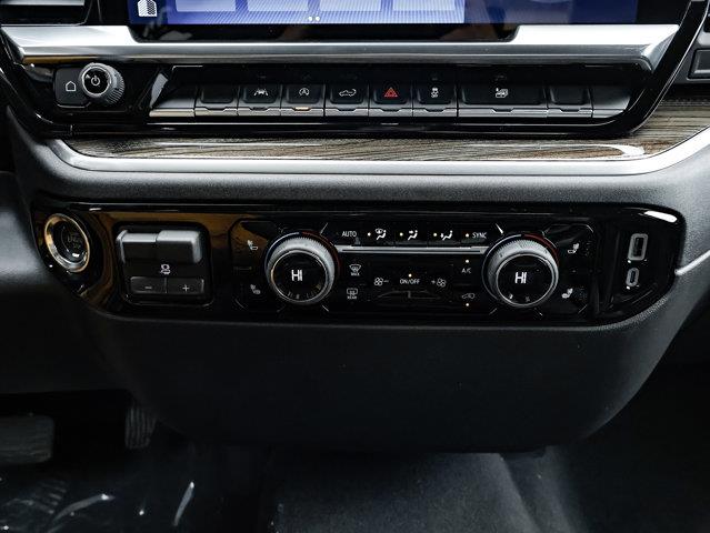 chevrolet Silverado 1500 2026 - 26