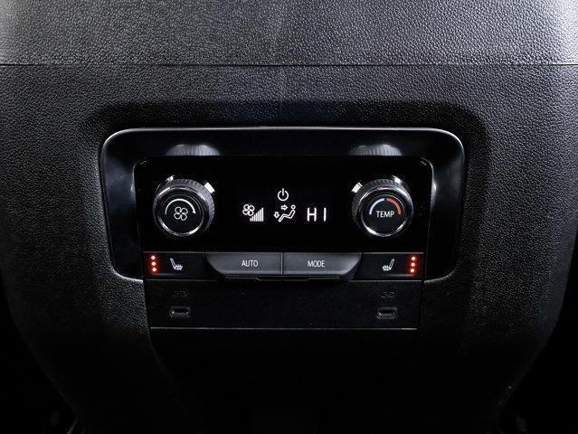 chevrolet Suburban 2026 - 31