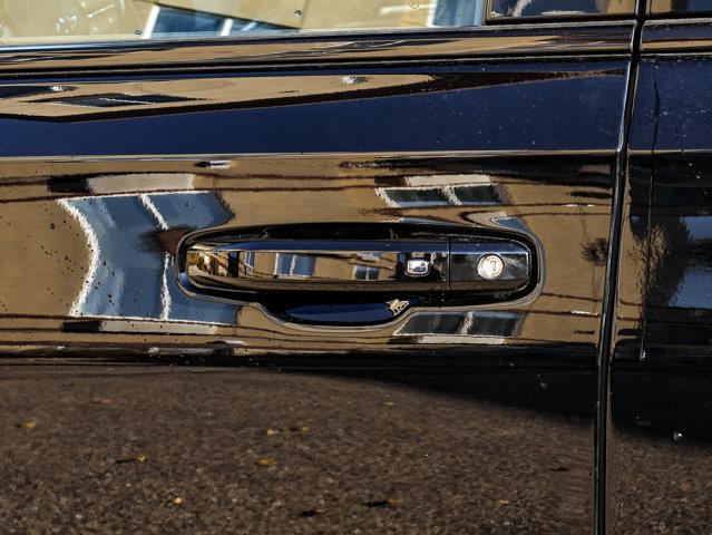 chevrolet Suburban 2026 - 8