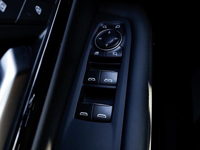 chevrolet Suburban 2026 - 18