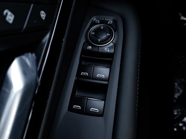 chevrolet Suburban 2026 - 18