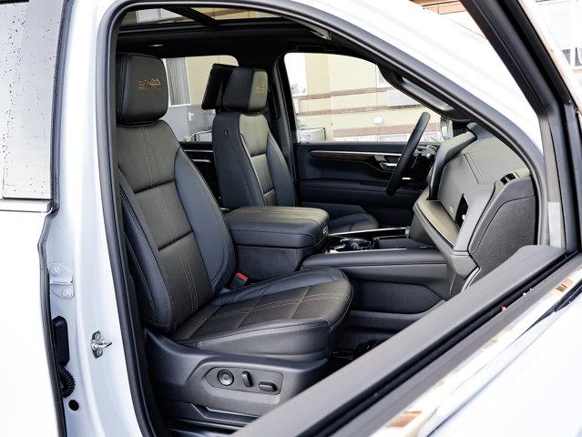 chevrolet Suburban 2026 - 32