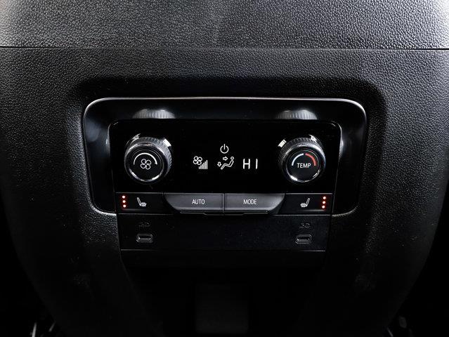 chevrolet Suburban 2026 - 33