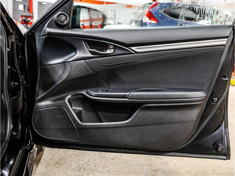 honda Civic Hatchback 2020 - 17