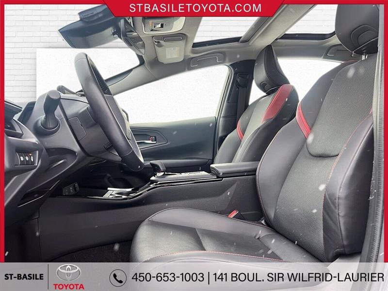 toyota Prius Prime 2023 - 13