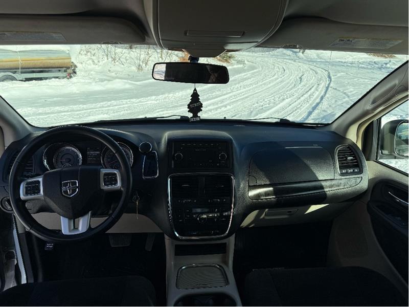 dodge Grand Caravan 2017 - 11