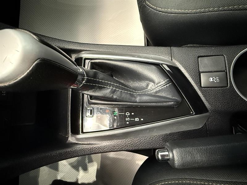 toyota Corolla 2019 - 13