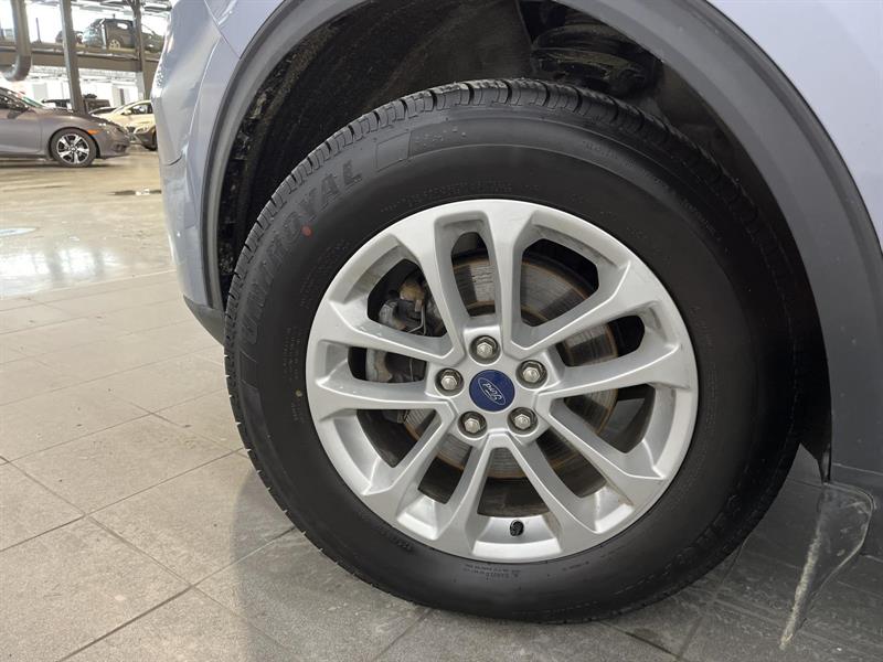 ford Escape 2022 - 24