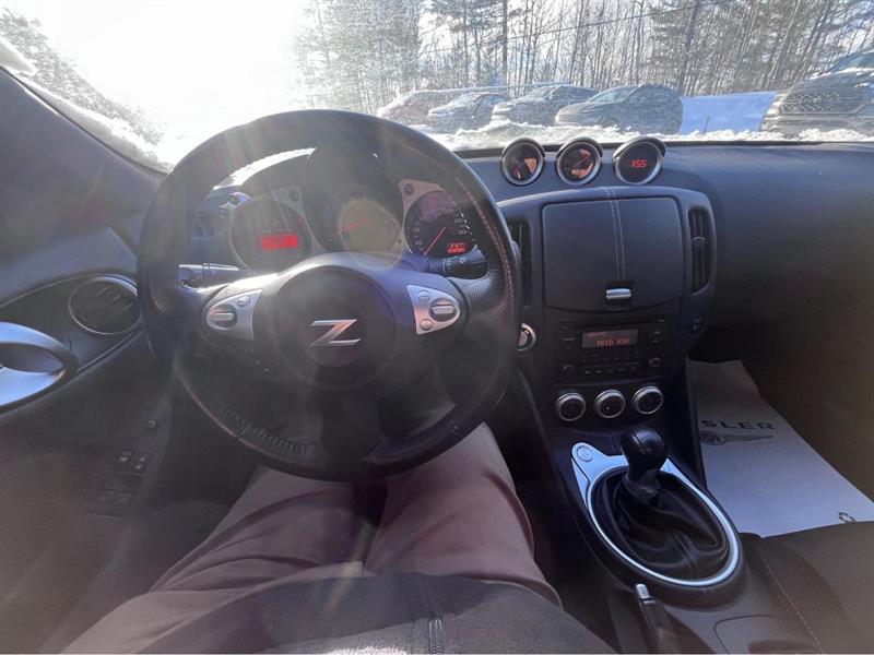 nissan 370Z 2018 - 17