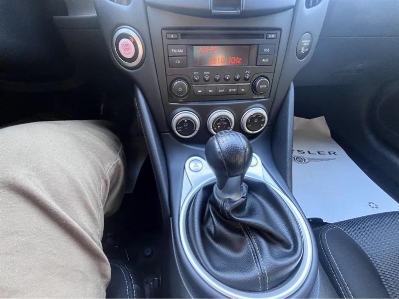 nissan 370Z 2018 - 18