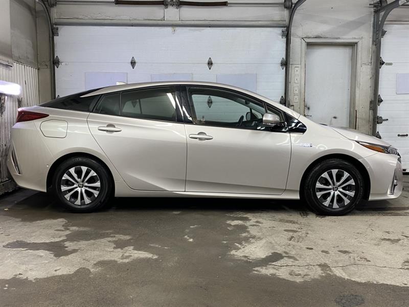 toyota Prius Prime 2020 - 9