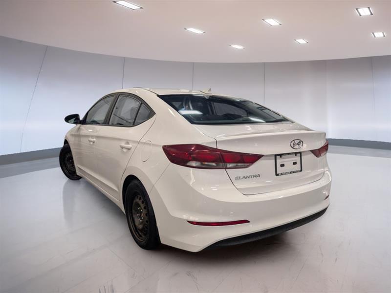 hyundai Elantra 2018 - 4