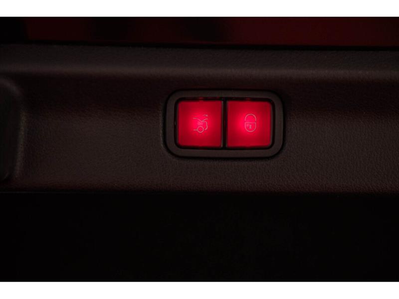 mercedes-benz EQE 2023 - 11