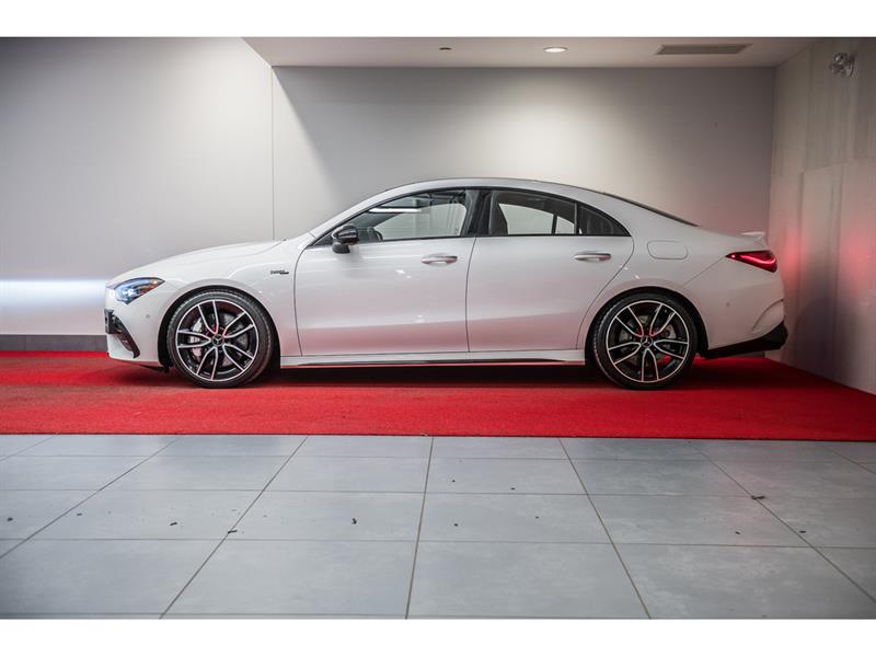 mercedes-benz CLA35 AMG 2024 - 5