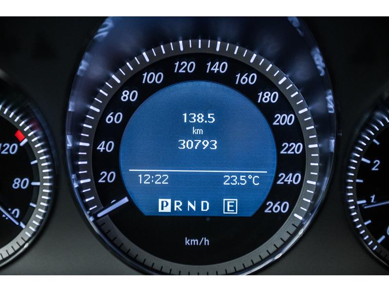 mercedes-benz C350 2011 - 16