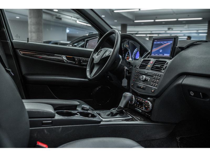 mercedes-benz C350 2011 - 27